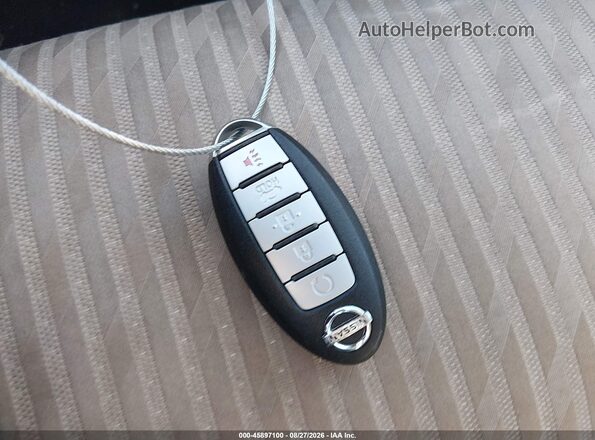 1N4AL3AP4HC205250 2017 NISSAN ALTIMA Серебряный Вид панели приборов