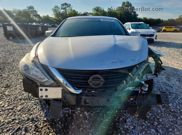1N4AL3AP4HC229449 2017 NISSAN ALTIMA Silver Widok z przodu