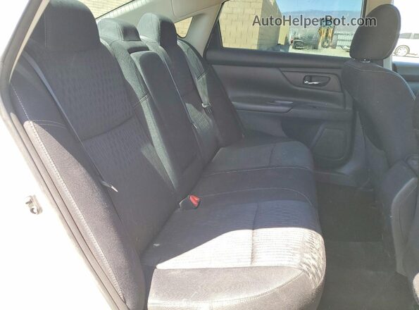 1N4AL3AP4HC296083 2017 NISSAN ALTIMA White Widok tylnych siedzeń