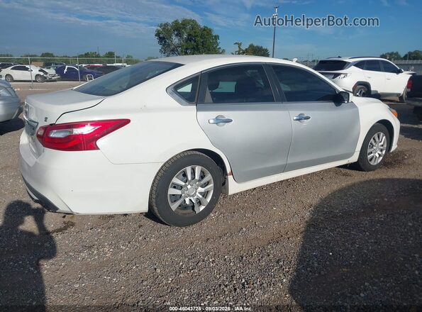 1N4AL3AP5GN315744 2016 NISSAN ALTIMA Белый Задняя правая четверть