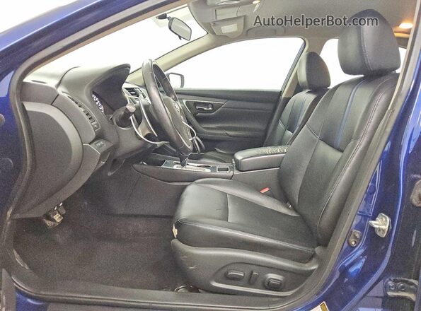 1N4AL3AP6JC152377 2018 NISSAN ALTIMA Blue Вид салону спереду