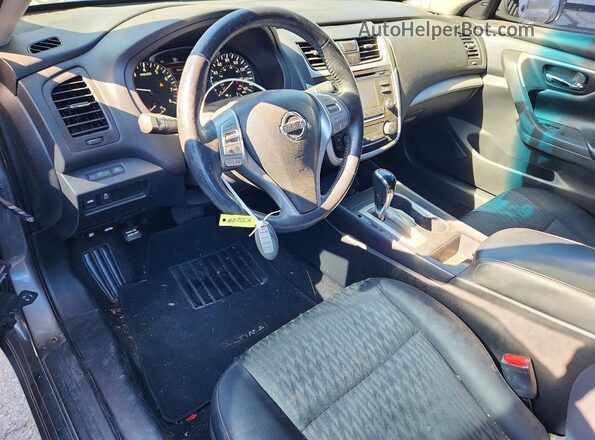 1N4AL3AP6JC249496 2018 NISSAN ALTIMA Gray Dashboard view