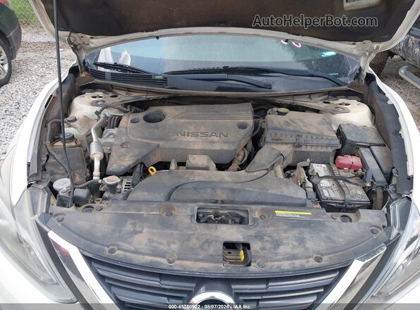 1N4AL3AP6JC281350 2018 NISSAN ALTIMA White Widok z tyłu