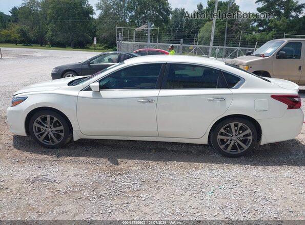 1N4AL3AP6JC281350 2018 NISSAN ALTIMA White Widok wnętrza 360 stopni