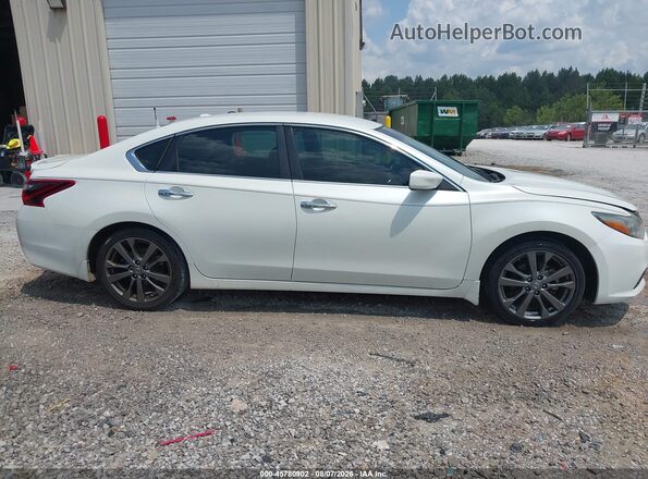 1N4AL3AP6JC281350 2018 NISSAN ALTIMA White Widok wnętrza z tyłu