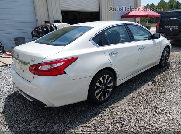 1N4AL3AP7HC473094 2017 NISSAN ALTIMA White Tył prawy