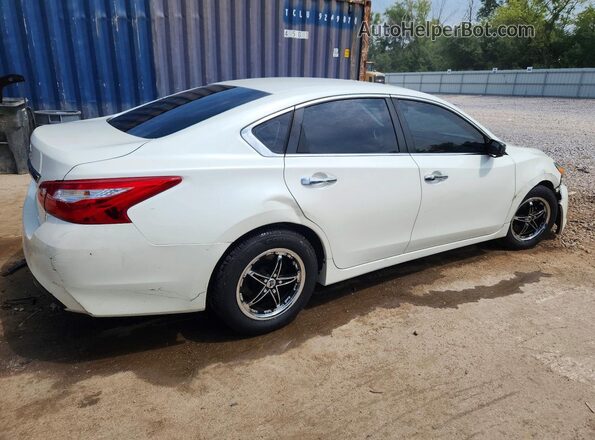 1N4AL3AP8GC259827 2016 NISSAN ALTIMA Белый Задняя правая четверть