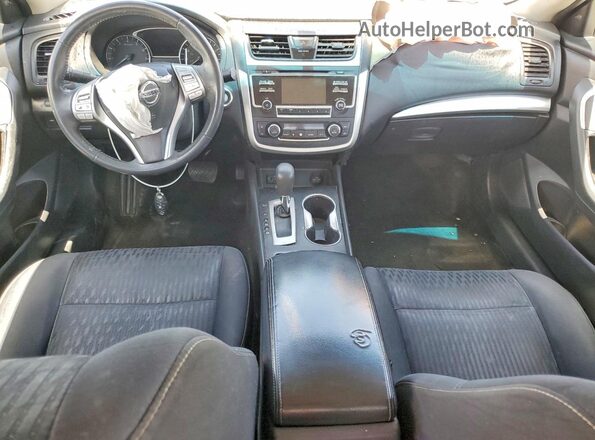 1N4AL3AP8HC236095 2017 NISSAN ALTIMA Silver წინა პანელის ხედი