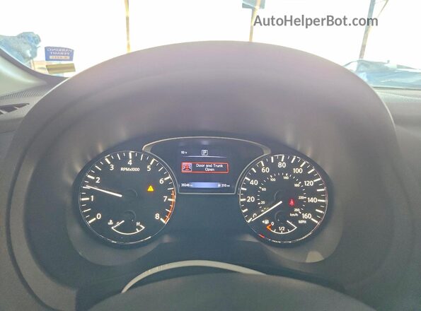 1N4AL3AP8HN345659 2017 NISSAN ALTIMA Серебряный Вид щитка приборов