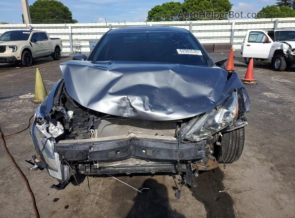 1N4AL3AP9JC266714 2018 NISSAN ALTIMA Gray Widok z przodu