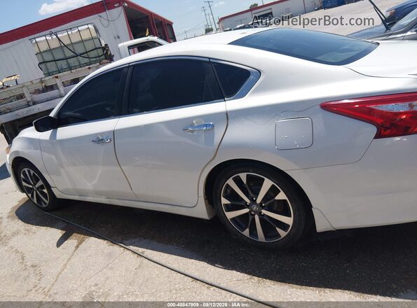 1N4AL3APXGN323984 2016 NISSAN ALTIMA Cream Панорамний вид салону 360°