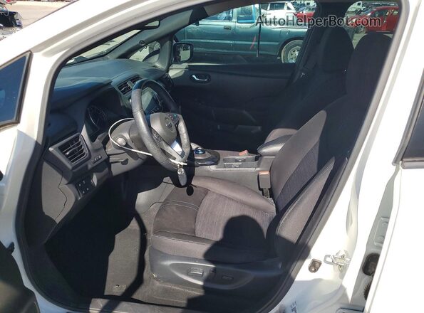 1N4AZ1CP9LC309449 2020 NISSAN LEAF White Widok wnętrza z przodu
