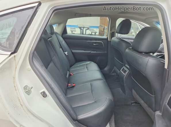 1N4BL3AP2JC220775 2018 NISSAN ALTIMA White Vista de los asientos traseros