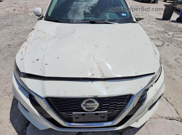 1N4BL4BV0MN313564 2021 NISSAN ALTIMA White Rear interior view