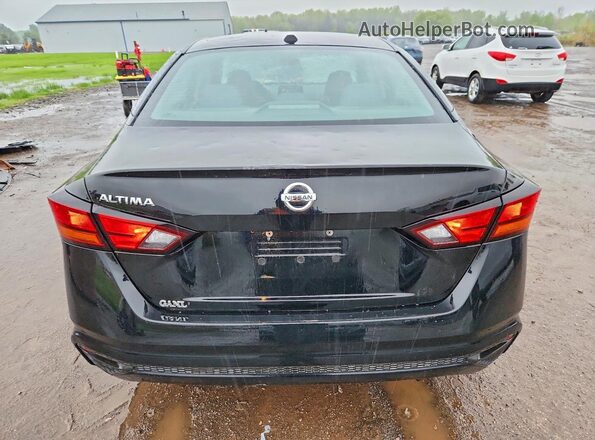 1N4BL4BV3LN315243 2020 NISSAN ALTIMA Black Rear view