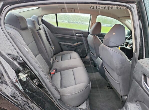 1N4BL4BV3LN315243 2020 NISSAN ALTIMA Black Rear seats view