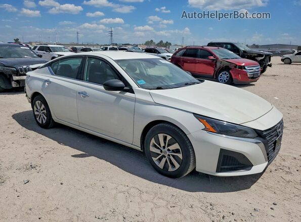 1N4BL4BV5RN357535 2024 NISSAN ALTIMA White Przód prawy