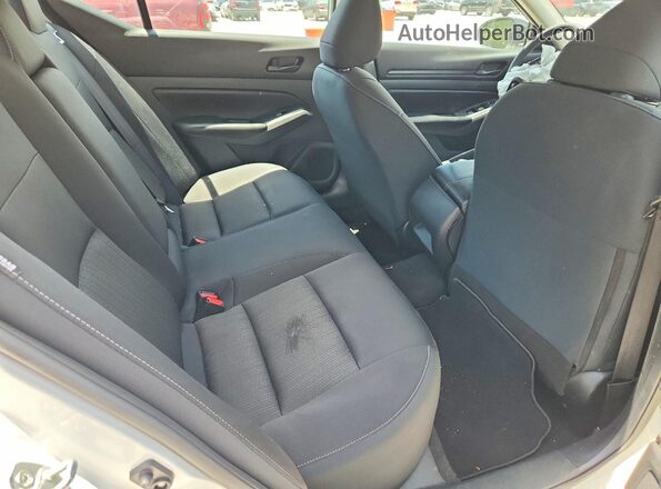1N4BL4BV5RN422237 2024 NISSAN ALTIMA White Вид задніх сидінь
