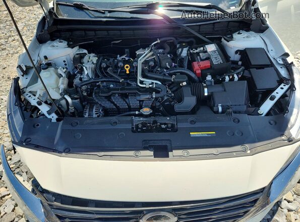 1N4BL4BV5RN422237 2024 NISSAN ALTIMA White Вид задньої частини салону