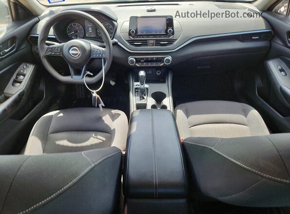 1N4BL4BV6RN361948 2024 NISSAN ALTIMA White Widok deski rozdzielczej