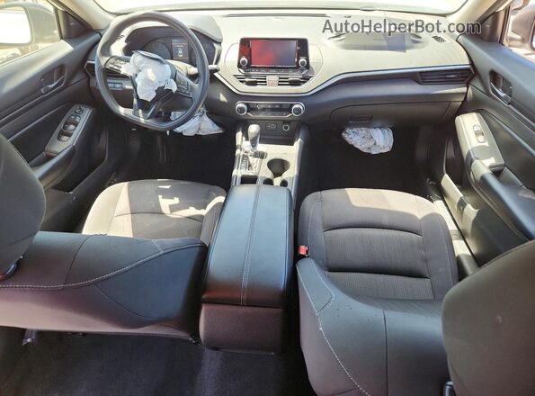 1N4BL4BV6RN364431 2024 NISSAN ALTIMA White Widok deski rozdzielczej