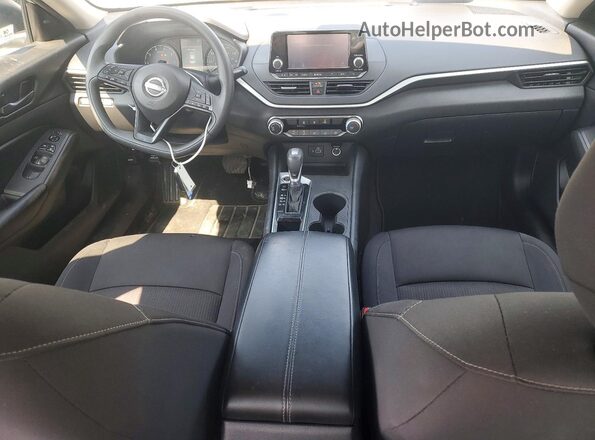 1N4BL4BV9RN374886 2024 NISSAN ALTIMA Silver Вид панелі приладів