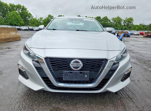 1N4BL4BVXLC231786 2020 NISSAN ALTIMA Серебряный Вид спереди