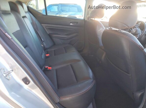 1N4BL4CV1KC182863 2019 NISSAN ALTIMA Silver უკანა სავარძლების ხედი