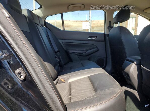 1N4BL4CV1RN427787 2024 NISSAN ALTIMA Black Rear seats view