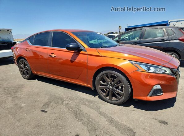 1N4BL4CV2NN341432 2022 NISSAN ALTIMA Оранжевый Передняя правая четверть