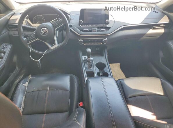 1N4BL4CV3LC130183 2020 NISSAN ALTIMA Серебряный Вид щитка приборов