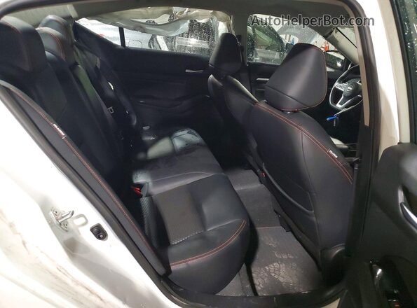1N4BL4CV4RN419618 2024 NISSAN ALTIMA White Vista de los asientos traseros