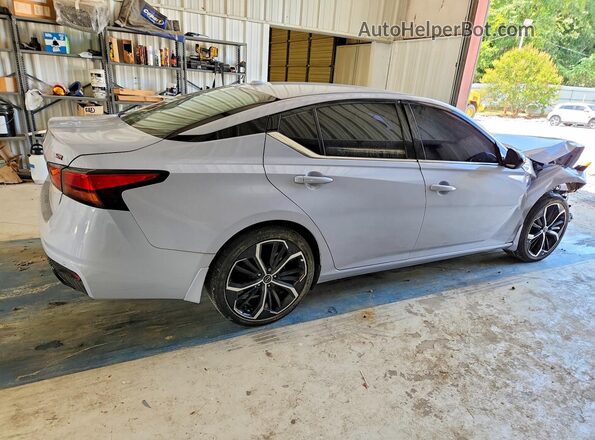 1N4BL4CV7RN378014 2024 NISSAN ALTIMA Silver Trasero derecho