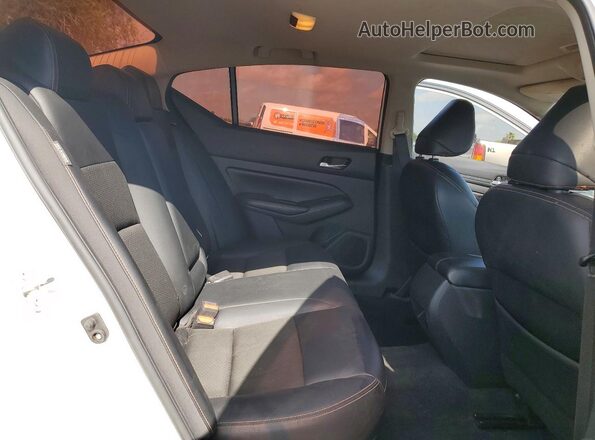 1N4BL4CV9MN346108 2021 NISSAN ALTIMA White Vista de los asientos traseros