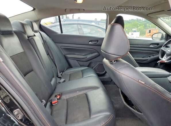 1N4BL4CVXMN364066 2021 NISSAN ALTIMA Black Widok tylnych siedzeń