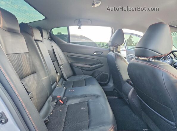 1N4BL4CW4RN378867 2024 NISSAN ALTIMA Gray Widok tylnych siedzeń