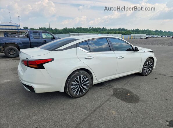 1N4BL4DV0RN375468 2024 NISSAN ALTIMA White Задня права чверть