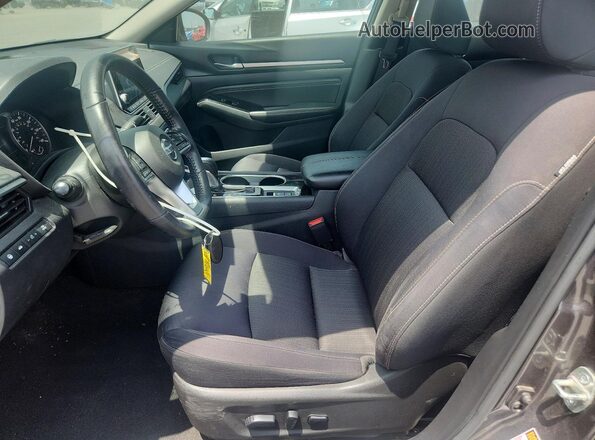 1N4BL4DV1MN417400 2021 NISSAN ALTIMA Gray Front interior view