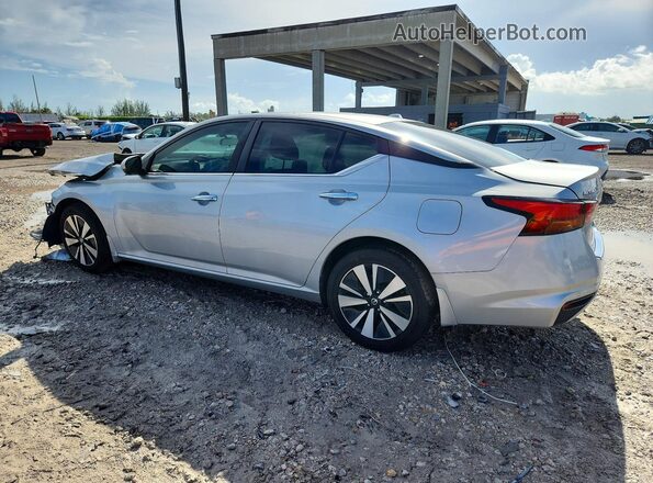 1N4BL4DV1NN322692 2022 NISSAN ALTIMA Silver Trasero izquierdo