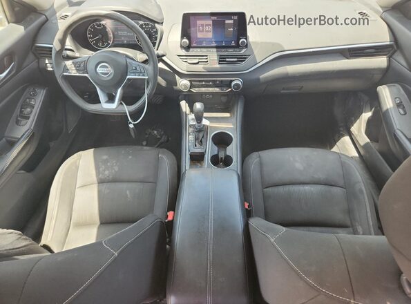 1N4BL4DV1NN370497 2022 NISSAN ALTIMA Gray Vista de los asientos traseros