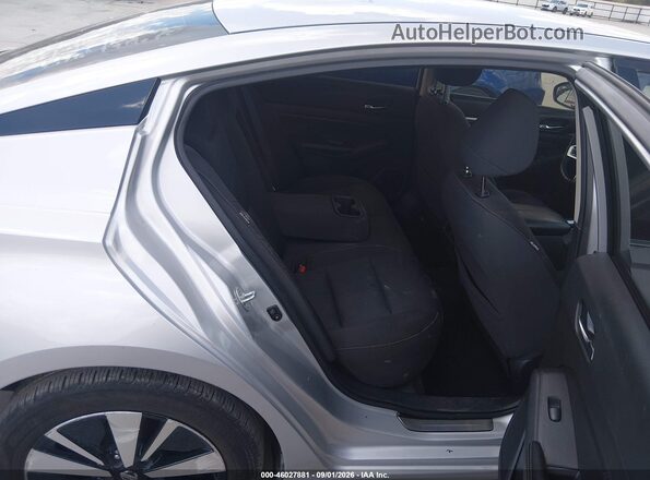 1N4BL4DV2KC214850 2019 NISSAN ALTIMA Silver Widok naklejki z numerem VIN