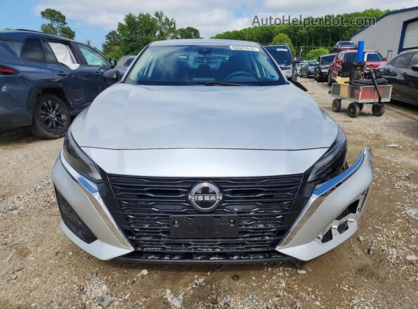 1N4BL4DV2RN302926 2024 NISSAN ALTIMA Silver Front view