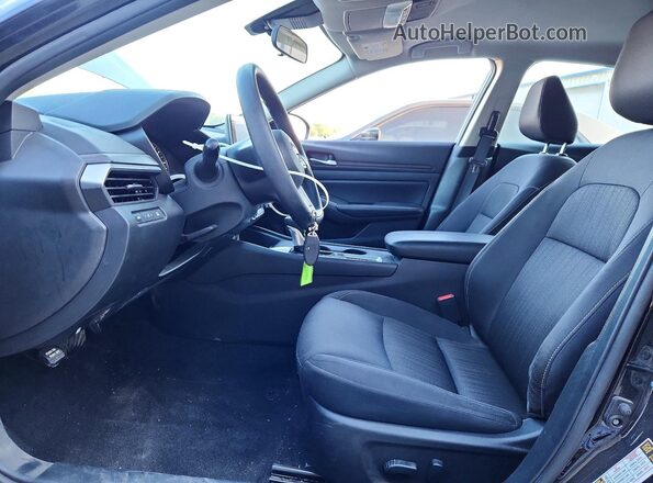 1N4BL4DV2SN368351 2025 NISSAN ALTIMA Черный Вид салона спереди