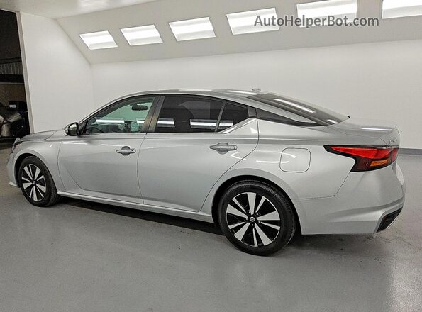 1N4BL4DV3MN334521 2021 NISSAN ALTIMA Silver უკანა მარცხენა