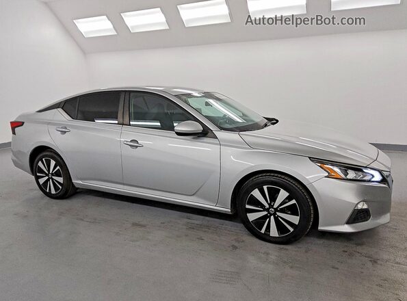1N4BL4DV3MN334521 2021 NISSAN ALTIMA Silver წინა მარჯვენა