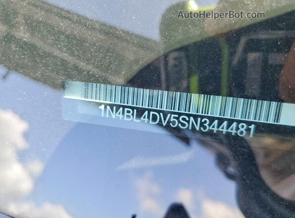 1N4BL4DV5SN344481 2025 NISSAN ALTIMA Black Vista del compartimento del motor