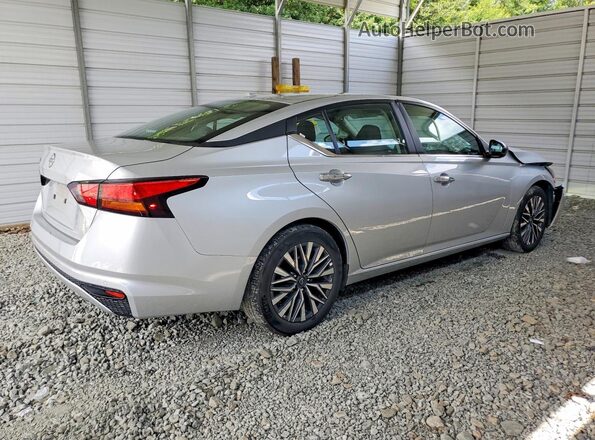 1N4BL4DV6SN379370 2025 NISSAN ALTIMA Серебряный Задняя правая четверть