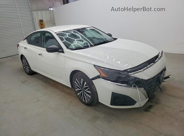 1N4BL4DV7SN381841 2025 NISSAN ALTIMA White Przód prawy