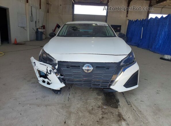 1N4BL4DV8SN399085 2025 NISSAN ALTIMA Белый Вид спереди
