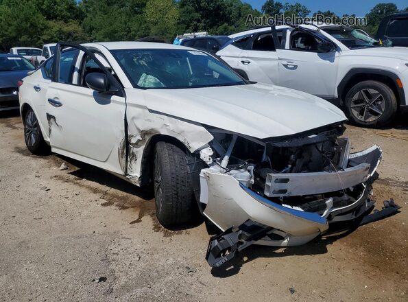 1N4BL4DV8SN400011 2025 NISSAN ALTIMA White Передня права чверть